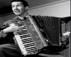 Apart from being a talented actor he also has the skill to play the accordion. He joined the cast of 